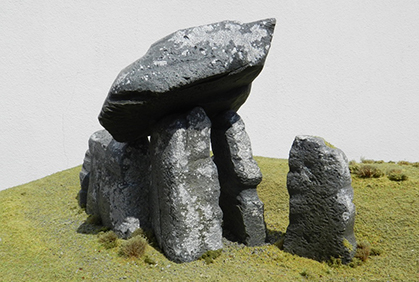 Megalithic tomb models for heritage centre image 2