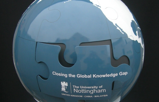 Revolving Globe Display